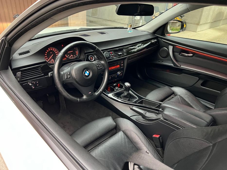 BMW 320D-177Cp-E92 Coupe-Facelift-2011-Impecabil-Variante-Keyless Go/E