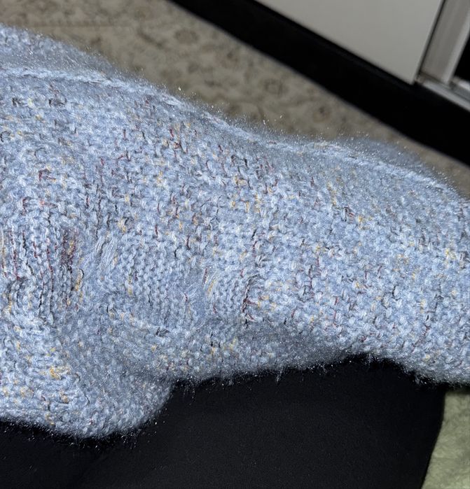 Продам кофту вязаную