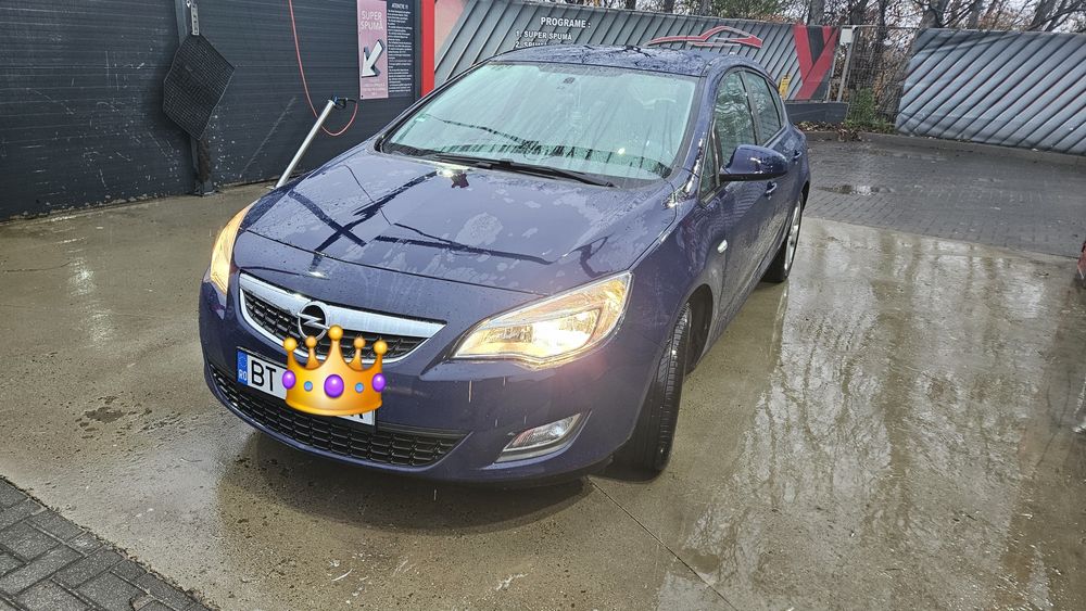 Opel Astra J , 2012
