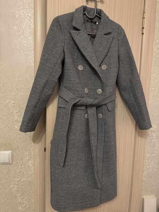 Пальто женское осень -весна