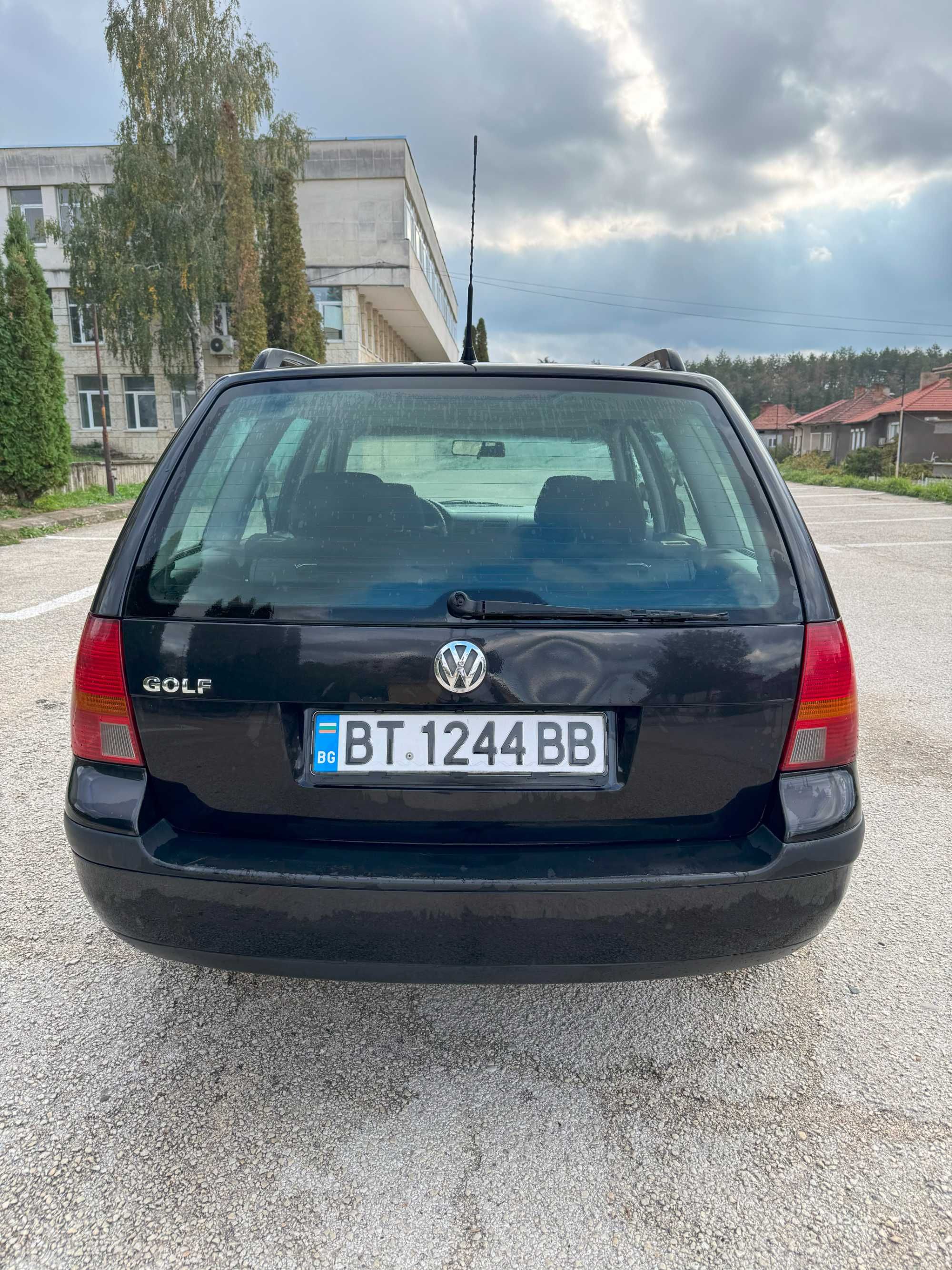 VW Golf 4 1.4i 2000 г. - Бартер