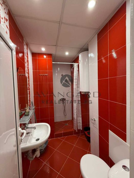 Продава се Двустаен апартамент в Пловдив, Център - 76 кв.м за 3224 €/кв.м - Снимка #7