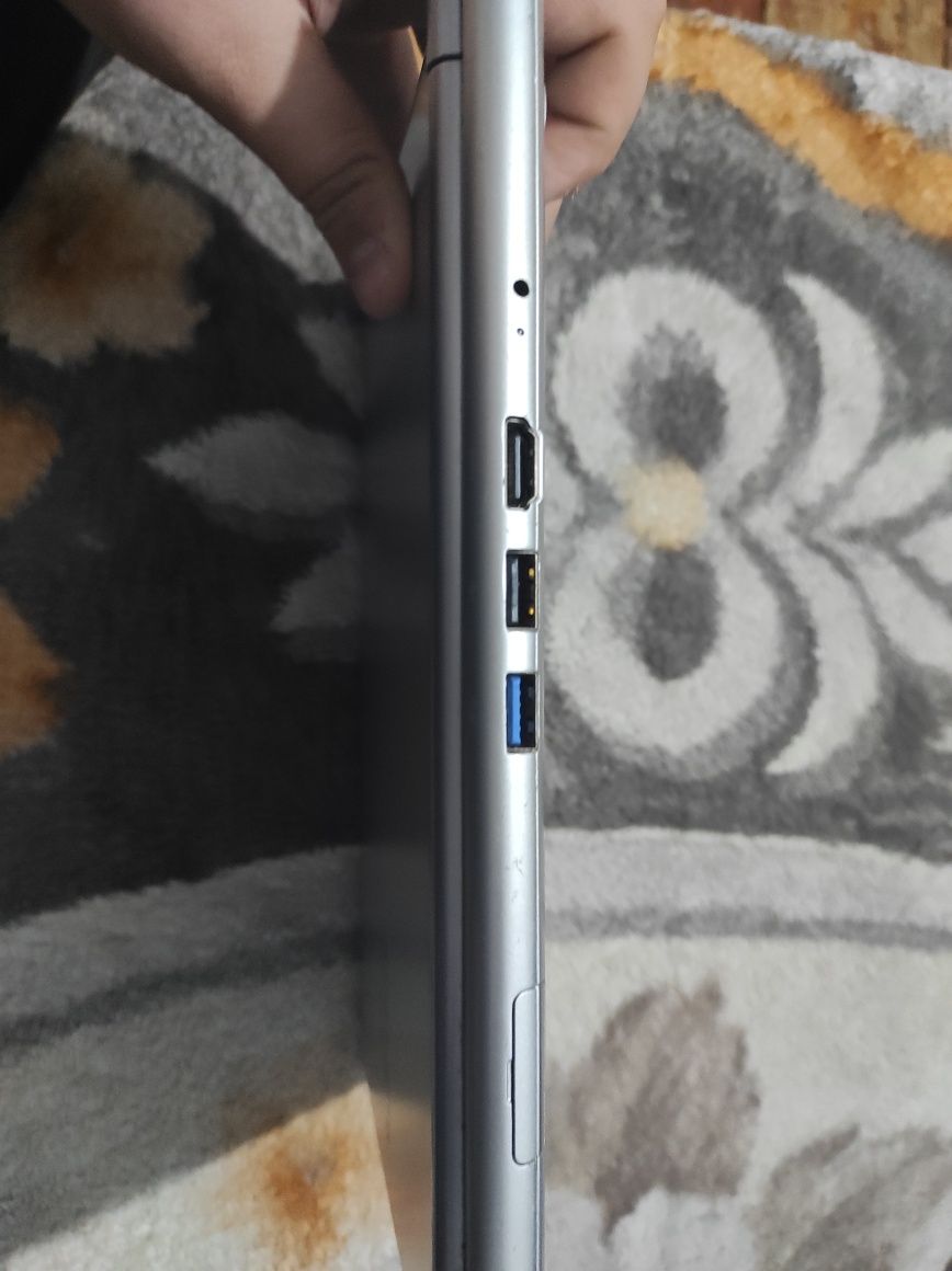 Vând laptop Samsung chrombook