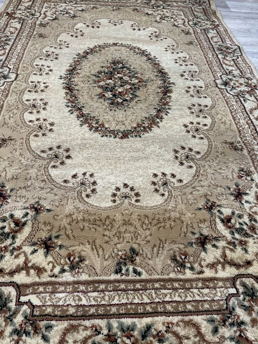 Продается ковер.