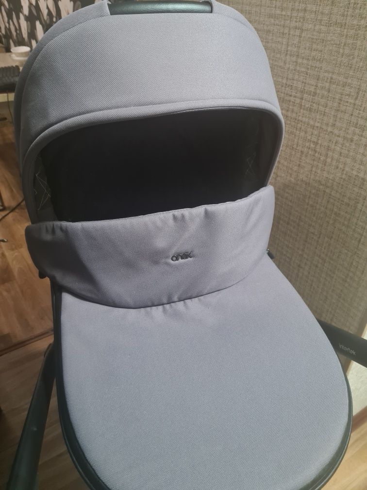 Продам коляску Anex m type