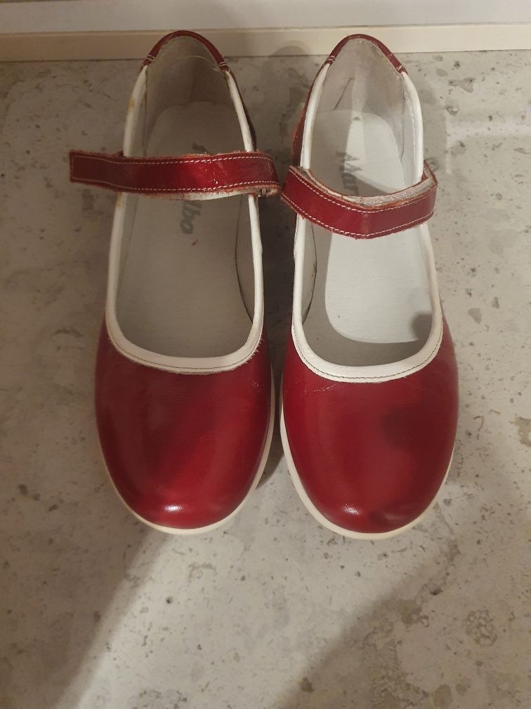 Pantofi scoala piele nr 33