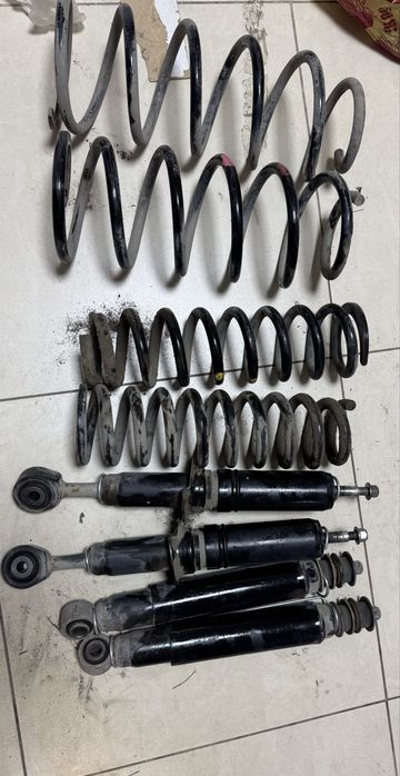 Амортизаторы комплект