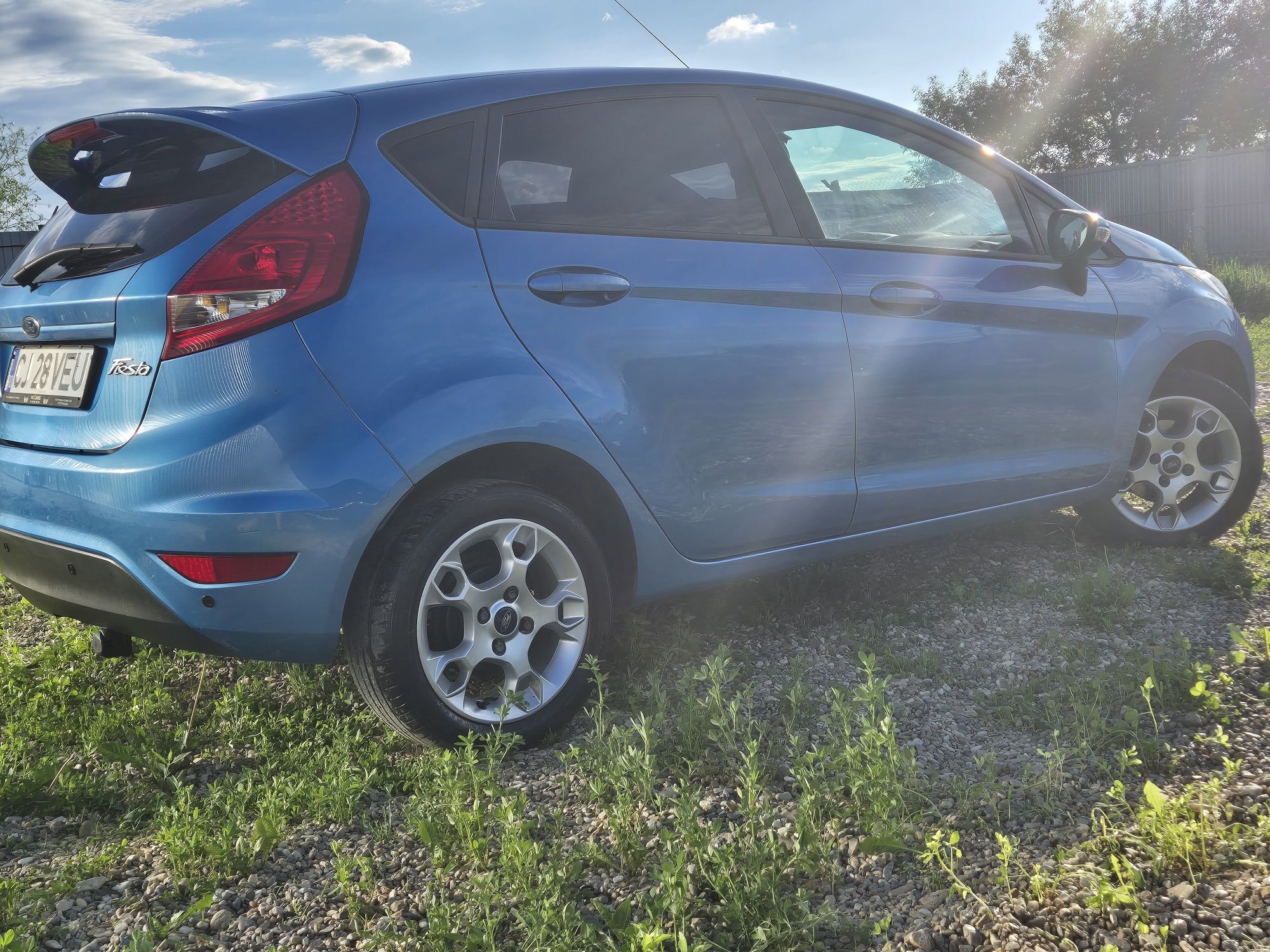 Ford fiesta 1.4 benzina AUTOMAT