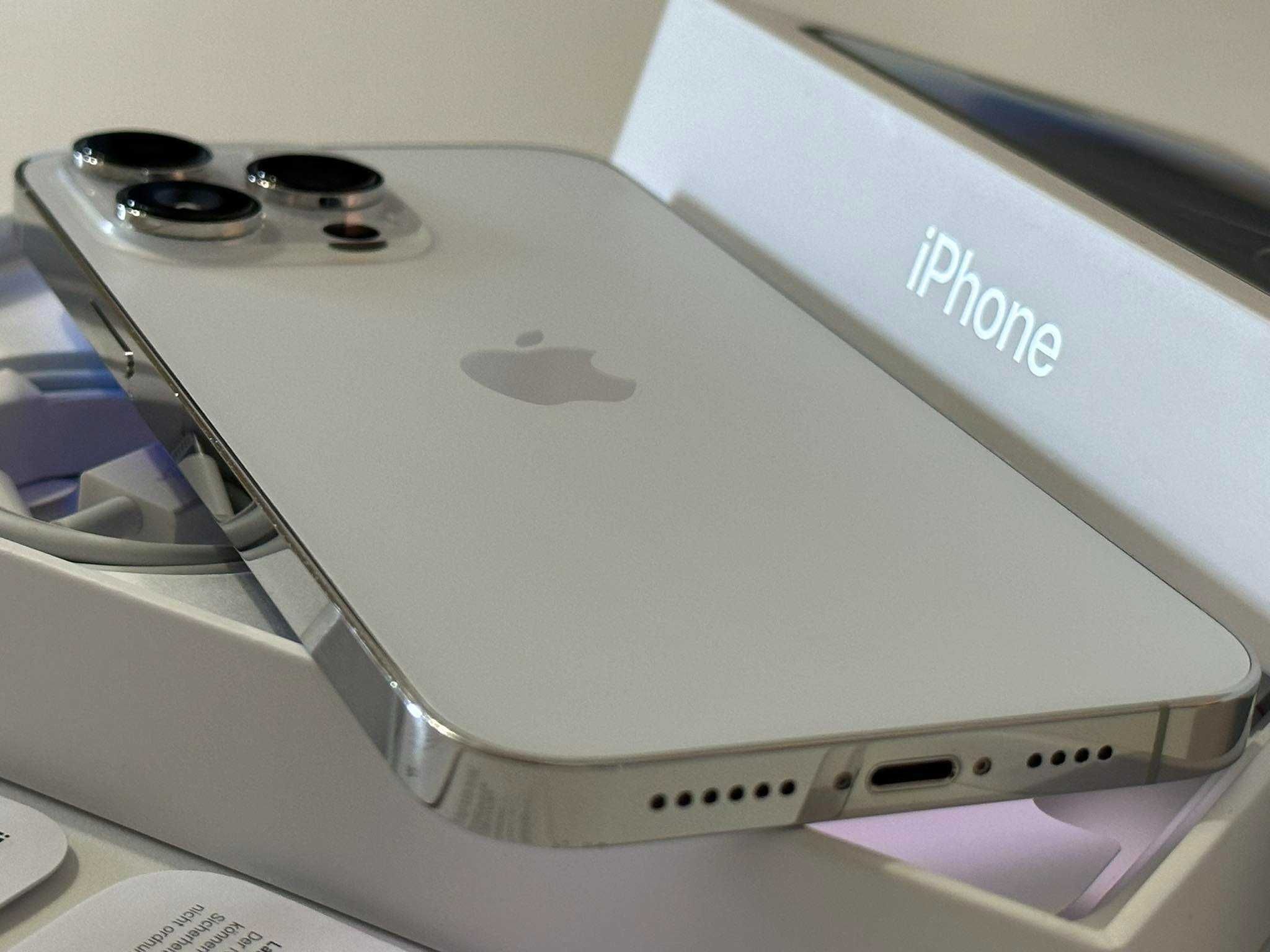 95% Батерия! 256GB Бартер! iPhone 14 Pro Max Silver (Бял)