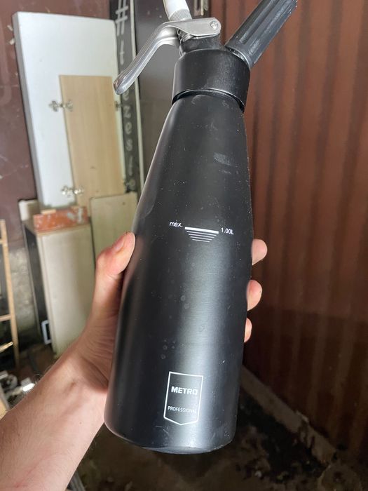 Sifon frisca / aparat pentru frisca