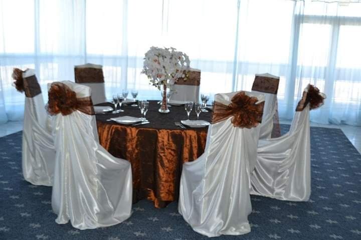 Esarfe și fete masa evenimente