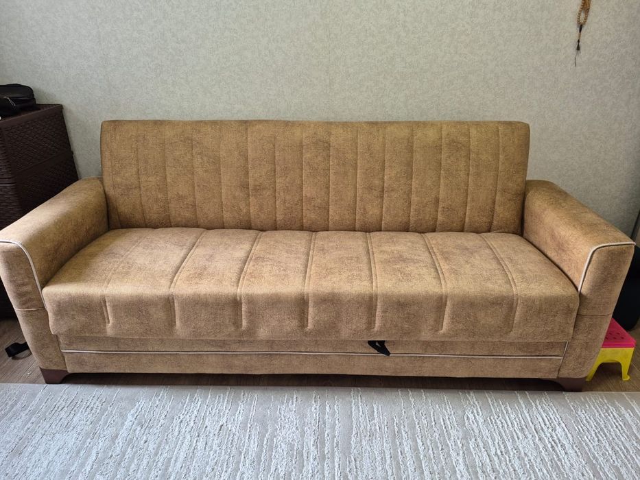 Диван книжка. Раскладывается. Лёгкий