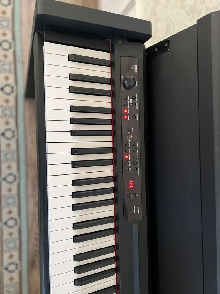 Цифровое электронное пианино Korg LP 380 цифровой рояль