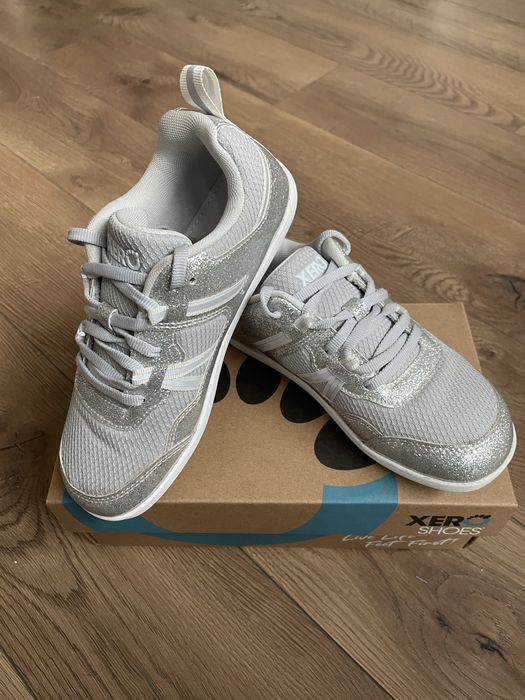 Боси обувки Xero за момиче, номер 34