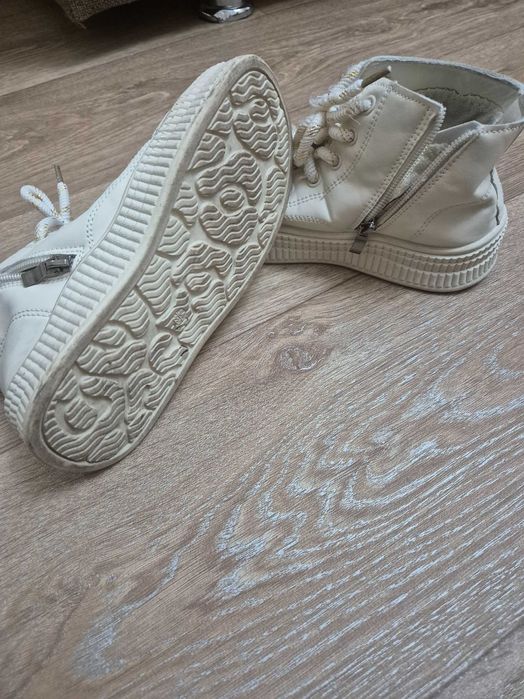 Ботинки для девочки 34 размер