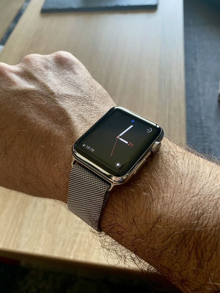 Apple Watch 42mm First Edition Stainless Steel & bratara Milanese Loop