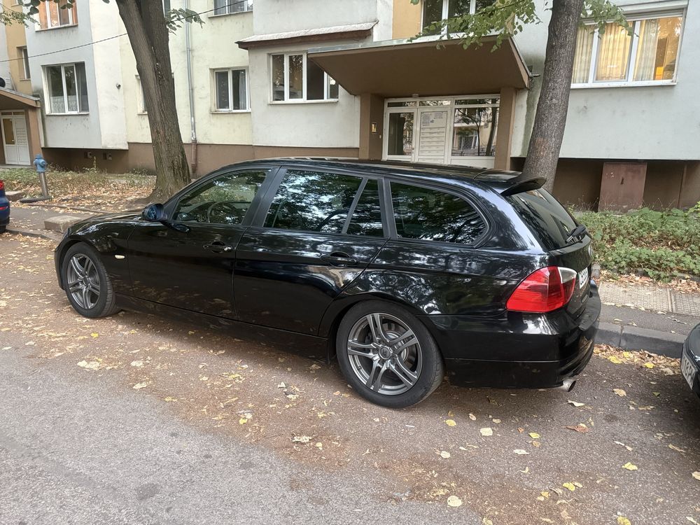 Бмв е91 2.0 163кк