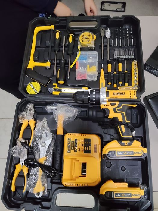 Fierăstrău De Walt Autofiletante De Walt