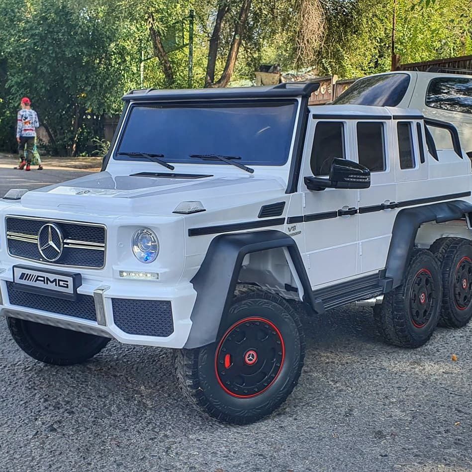 Электромобиль Mercedes-Benz G63 6x6