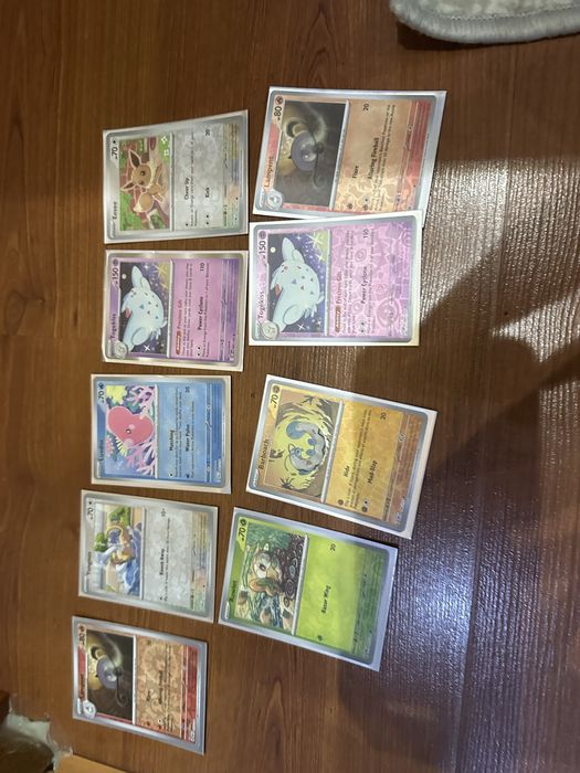 Pocemon карти редки и не редки