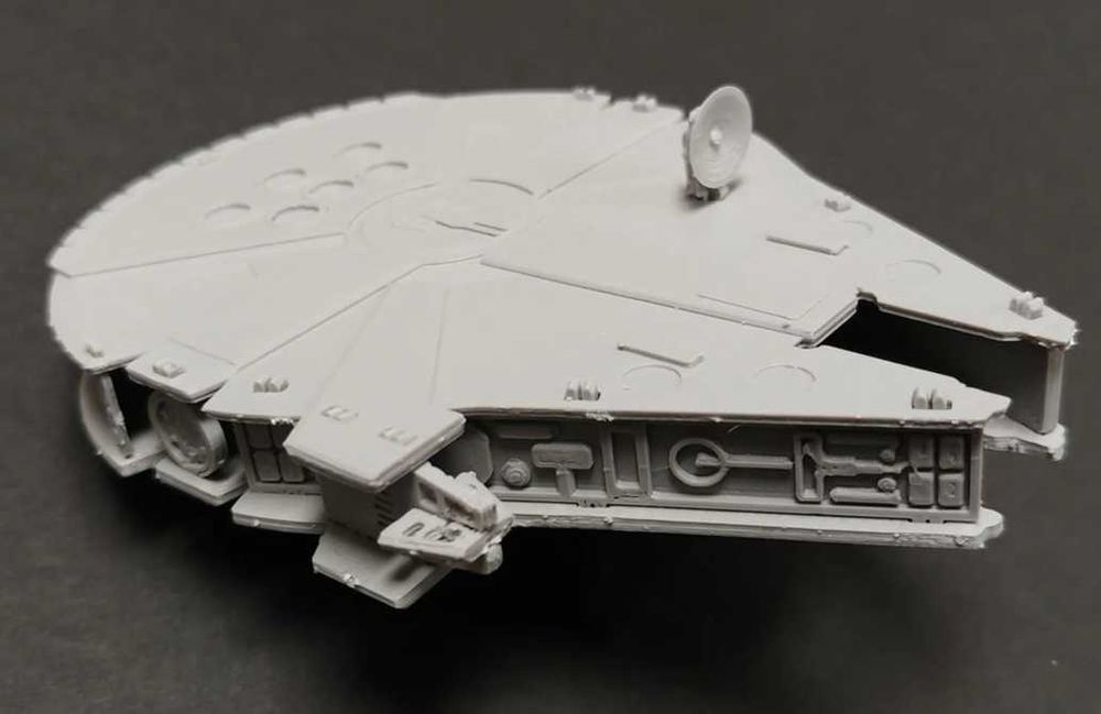 Millennium Falcon Kit Card