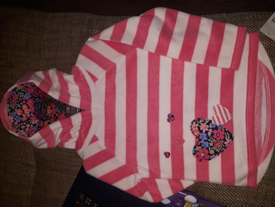 Нови блузки Mothercare