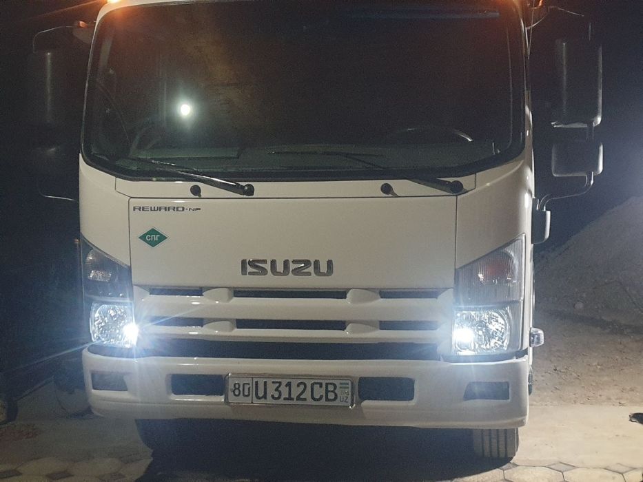 Isuzu samasval 2014