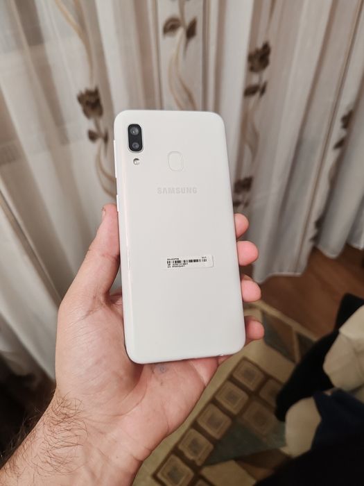 Samsung Galaxy A20E 32GB 3GB RAM Alb nou Garantie!