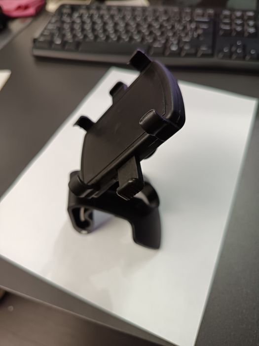 Стойка за телефон за кола