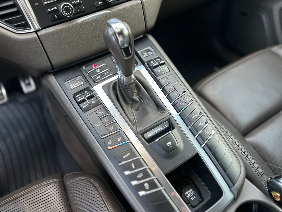 Vand Porsche Macan S 2016 340cp