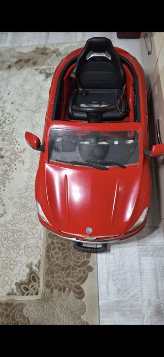 Vând mașinuță electrica copii