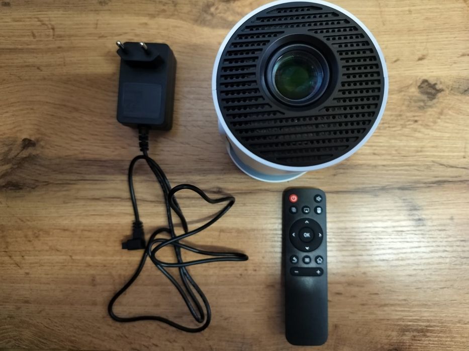 Проектор HY300PRO