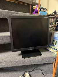 Monitor Prestigio