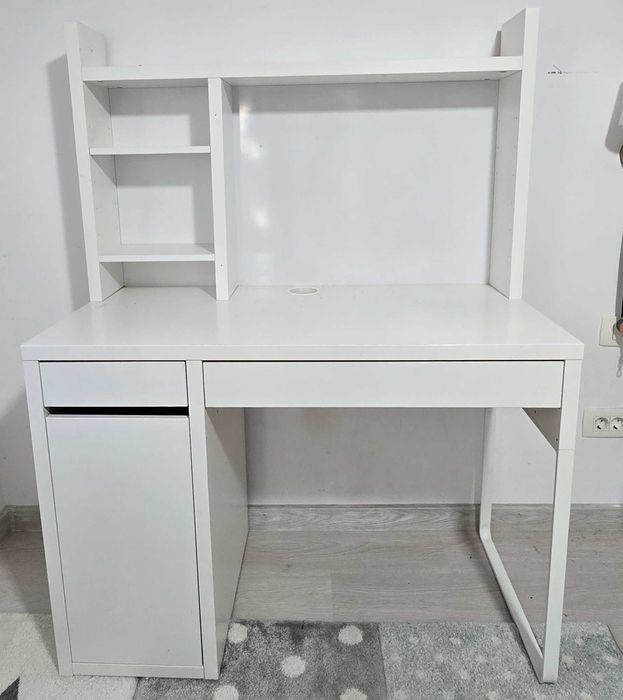Birou si unitate suplimentara inalta MICKE IKEA