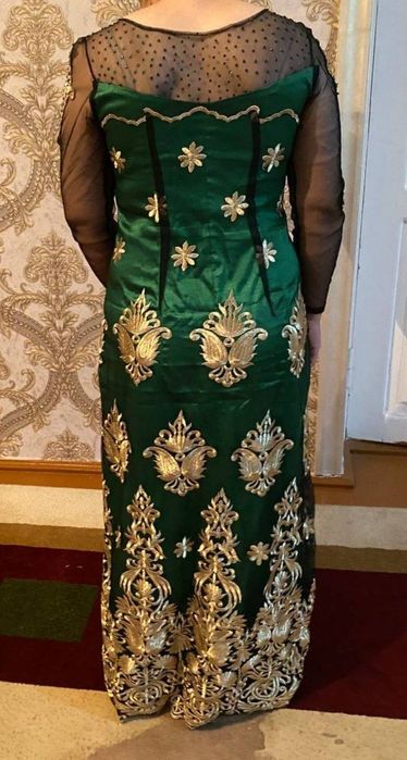 Vecherniy koʻynelarimiz bor