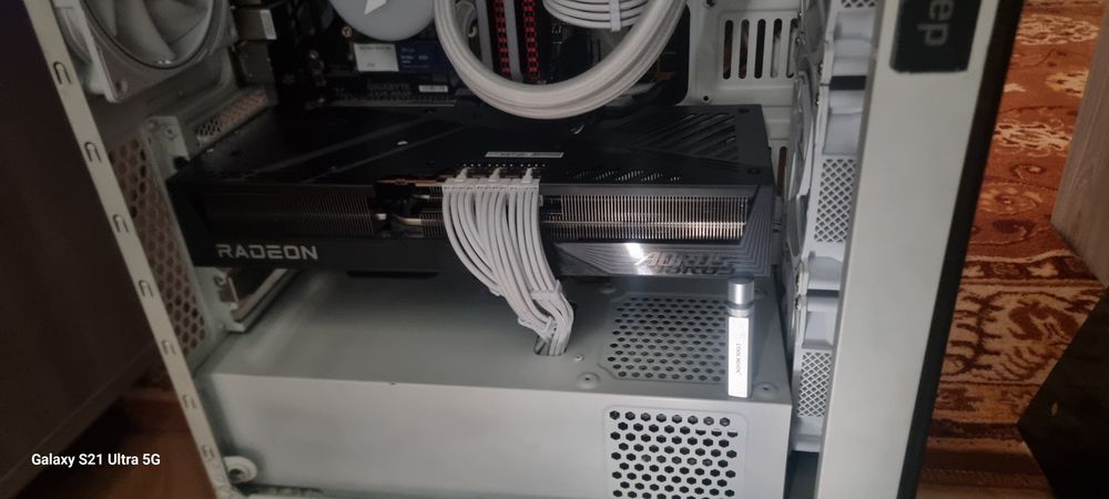 Placa video Radeon rx 9070 xt Elite