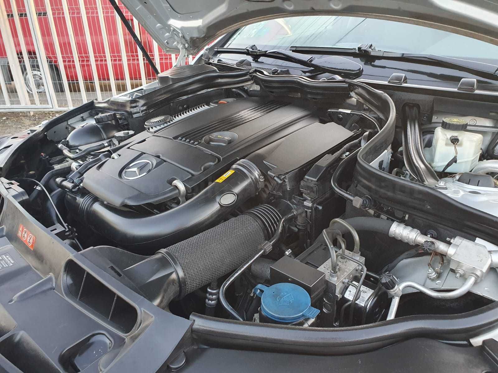 Mercedes Benz C180 1.8i CGI --AVANTGARDE--  Inmatriculat