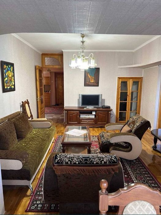 Сдается обмутроенная 3ком  квартира в аренду Ц 1! 700$