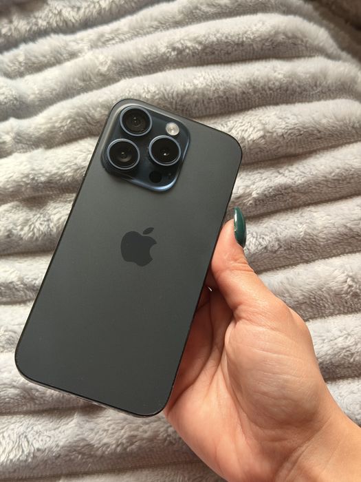 Като НОВ! iPhone 15 pro 128 gb dark blue