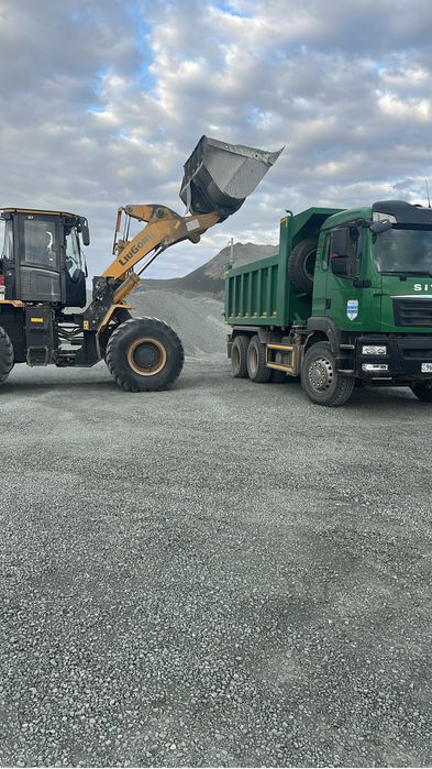 Доставка щебня по городу и области