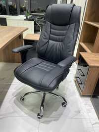 Офисное кресло модель 065