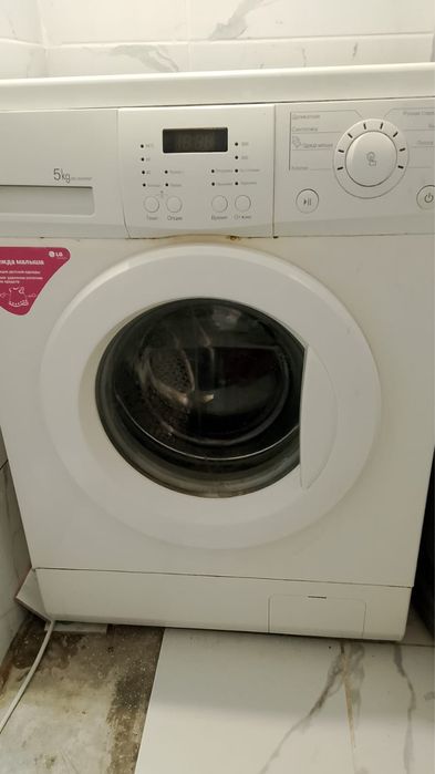 продам на запчасти Дешево.