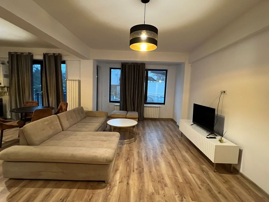 Ofer spre inchiriere apartament spatios