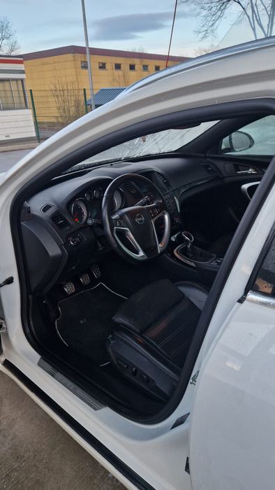 Opel Insignia BiTurbo