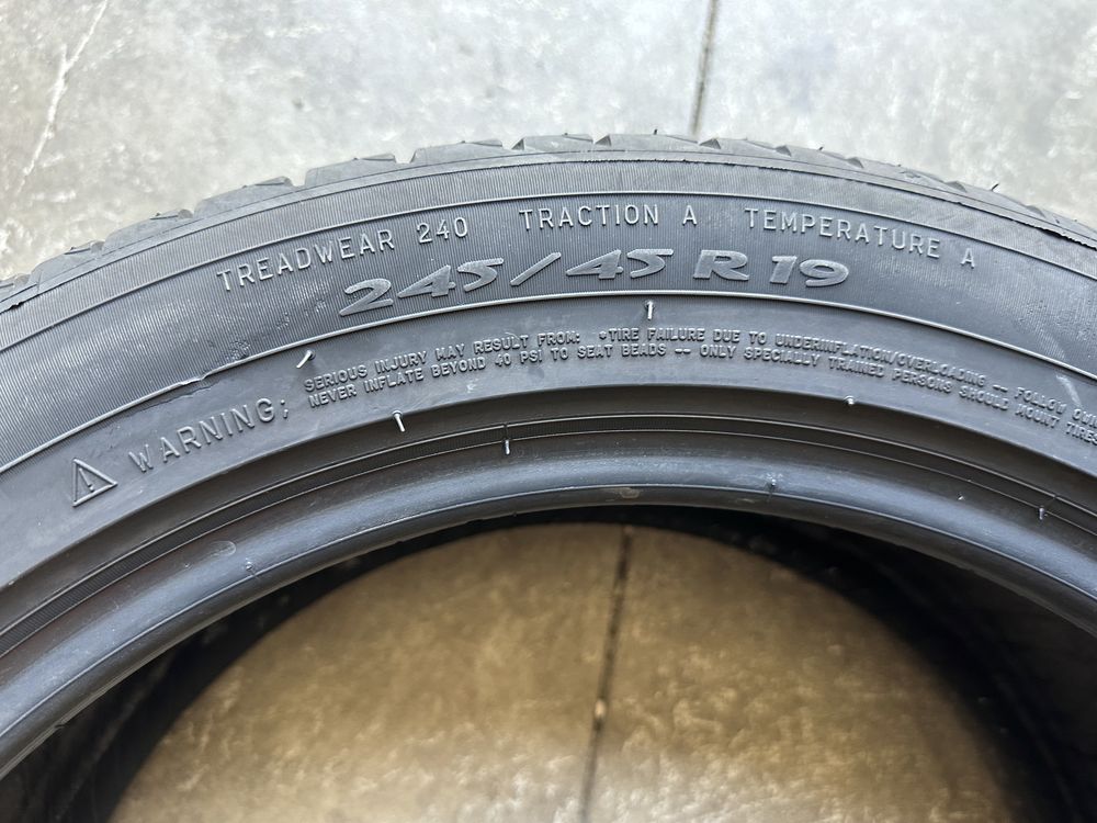 245/45/19 MICHELIN 4броя