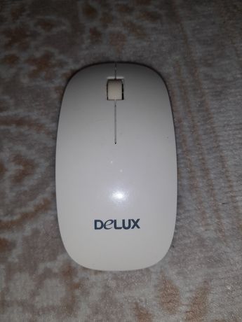 Продается беспроводная компьютерная мышь Delux