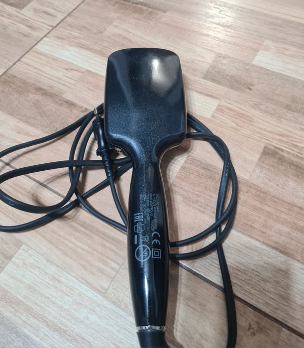 Perie pentru intins parul Babyliss