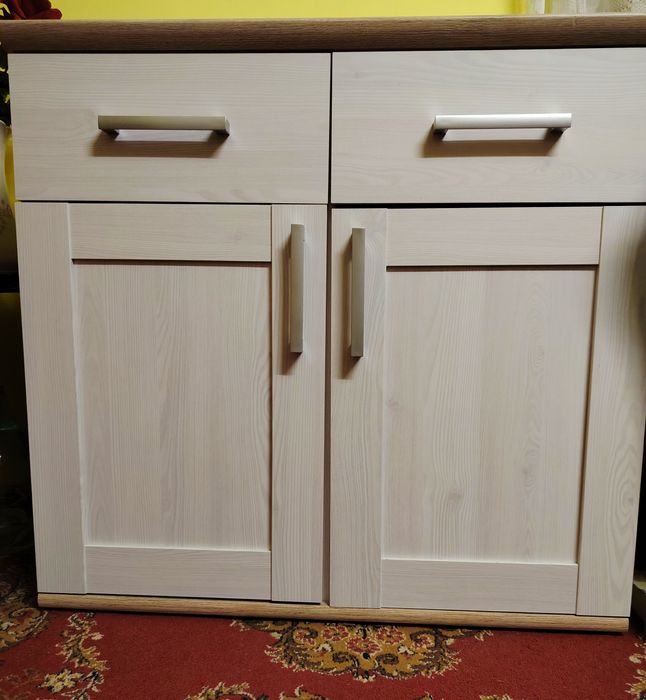 Comoda alba cu blat lemn