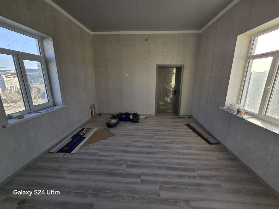 Qiziltepada hovli sotiladi