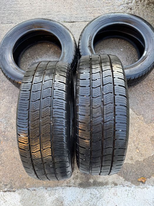 Продават се бусови гуми Барум